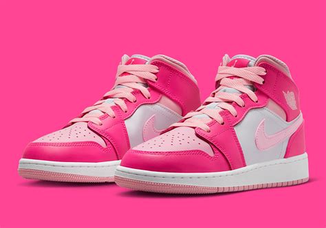 pink nike jordans for girls